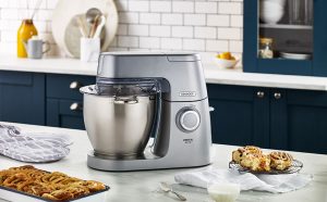 Lees meer over het artikel Review Keukenrobot Kenwood Chef XL Elite KVL6320S